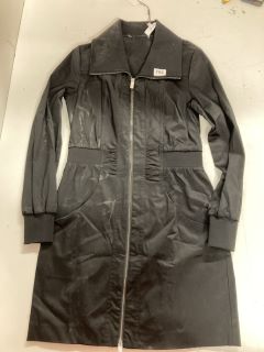 REISS JACKET IN BLACK SIZE 10