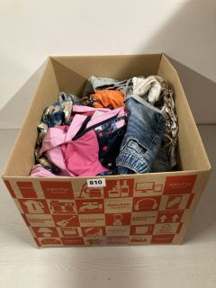 BOX OF ASSORTED CLOTHING IN VARIOUS SIZES AND DESIGNS