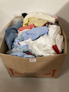 BOX OF ASSORTED CLOTHING IN VARIOUS SIZES AND DESIGNS