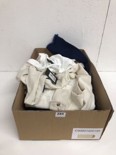 BOX OF ASSORTED CLOTHING INC JEANS, SHIRTS