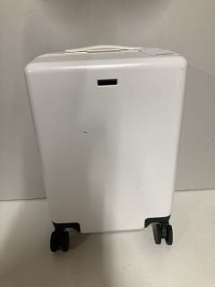 CARRY ON LUGGAGE CASE