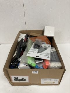 BOX OF ASSORTED ITEMS INC HOT MELT MINI GLUE GUN