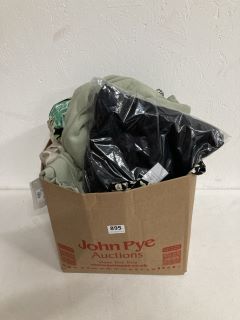 BOX OF ASSORTED DESIGNER CLOTHING IN VARIOUS SIZES & DESIGNS