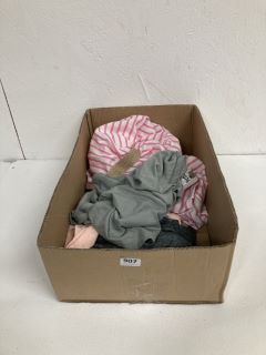 BOX OF ASSORTED DESIGNER CLOTHING IN VARIOUS SIZES & DESIGNS