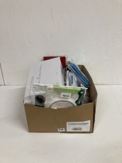 BOX OF ASSORTED ITEMS INC TABLET CASES