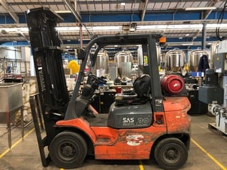 2005 Toyota SAS  42-7FGF20  2 Ton Counter Balance Gas Triple Mast Forklift