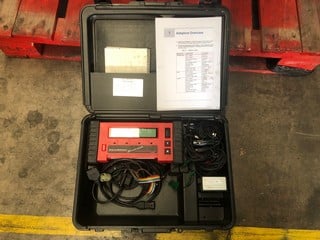 SOLUS SNAP ON DIAGNOSTIC MACHINE MODEL: MT2500, SERIAL NUMBER: A000025047TO INCLUDE QTY MULTIPLE ACCESSORIES