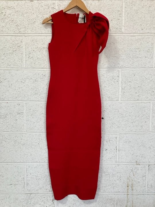 John Pye Auctions - ROLAND MOURET KNIT MAXI DRESS IN RED - SIZE UK ...
