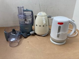 3 X ASSORTED KITCHEN ITEMS TO INCLUDE SMEG KETTLE IN CREAM: LOCATION - BR4