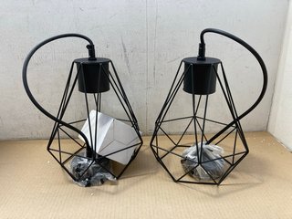 2 X NOVA LUCE HANGING DECO PENDANT LIGHTS IN BLACK: LOCATION - BR7