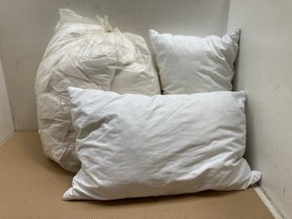 QTY OF ASSORTED JOHN LEWIS & PARTNERS BEDDING ITEMS TO INCLUDE ACTIVE ANTI ALLERGY PILLOW: LOCATION - AR2