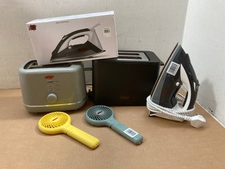 QTY OF ASSORTED JOHN LEWIS & PARTNERS ITEMS TO INCLUDE JOHN LEWIS & PARTNERS SPEED STEAM IRON: LOCATION - AR4