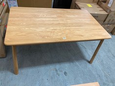 NATURAL OAK EXTENDABLE DINING TABLE