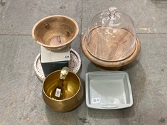 QTY OF ASSORTED JOHN LEWIS HOUSEHOLD ITEMS TO INCLUDE MANGO WOOD CAKE STAND WITH LID