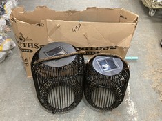 3 X JOHN LEWIS OUTDOOR ITEMS / PARTS TO INCLUDE 2 X SOLAR HANGING METAL GARDEN LIGHTS IN BLACK