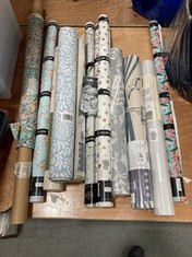 12 X ASSORTED JOHN LEWIS WRAPPING PAPER TO INCLUDE RECYCLABLE WRAPPING PAPER 3 M IN MARBLE WHITE / GOLD