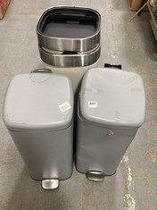 3 X ASSORTED JOHN LEWIS KITCHEN BINS TO INCLUDE BASIC PEDDLE BIN IN GREY