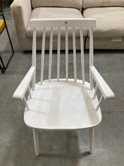 SPINDLE RUBBER WOODEN DINING CHAIR IN WHITE