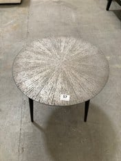 ACCENT METAL SIDE TABEL IN SILVER