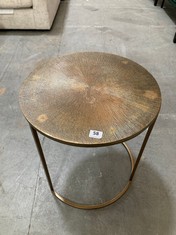 ACCENT METAL ROUND NESTING SIDE TABLE IN GOLD / COPPER