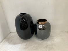 2 X DECORATIVE CERAMIC VASE SET IN GLOSS BLACK