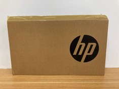 HP 15-FC0XXX 238 GB LAPTOP IN GREY. (WITH BOX). AMD RYZEN 5 1520U, 8GB DDR5 RAM, [JPTC70112]