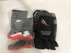 2X PROTECTIVE CLOTHING ITEMS TO INCLUDE SCAN SAFETY WELLIES