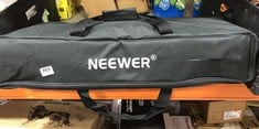 NEEWER 2.4G LED VIDEO LIGHT