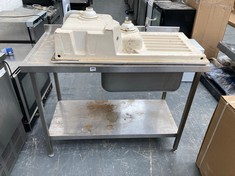 STAINLESS STEEL COMMERCIAL SINK WITH DRAINING BOARD TO INCLUDE CERAMIC KITCHEN SINK WITH DRAINING BOARD IN OFF-WHITE (KERBSIDE PALLET DELIVERY)