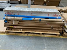 PALLET OF ASSORTED DOORS TO INCLUDE ARLINGTON HOLLOW BI-FOLD PRIMED DOOR (00032111, 00032773, 00030436, 00030440, 00023659, 00017837, 00017814, 00030435, 00030438, 00030439, 00030437) (KERBSIDE PALLE