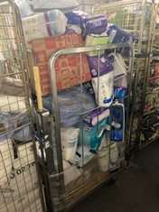 CAGE OF ASSORTED ITEMS TO INCLUDE ID LIGHT MAXI PAD - 28 PACK EXTRA ABSORBANT (CAGE NOT INCLUDED) (KERBSIDE PALLET DELIVERY)