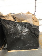 PALLET OF ASSORTED ITEMS TO INCLUDE CLEAR REFUSE SACKS - APPROX 200PCS (KERBSIDE PALLET DELIVERY)