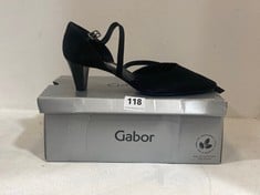 GABOR CALLOW WOMENS MODERN CROSS STRAP COURT SHOES BLACK SUEDE SIZE 7 RRP- £99.99