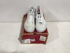 VANS SK8-HI TRUE WHITE SIZE 8.5