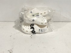 2 X CROCS CLOGS CLASSIC WHITE 1 X SIZE M4/W5, 1 X SIZE M3/W4