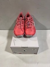 NIKE PEGASUS TRAIL CUSTOMISED TRAINERS CORAL SIZE 9 RRP- £140