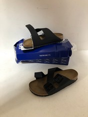 BIRKENSTOCK ARIZONA 2 STRAP SANDALS BLACK SIZE 4.5