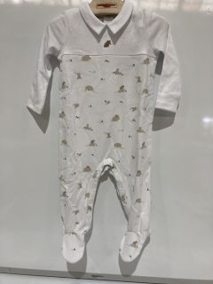 A QTY OF THE WHITE COMPANY CLOTHES TO INCLUDE FRILL COLLAR KNIT AND TULLE DRESS 9-12MTH GREY TOTAL RRP £118