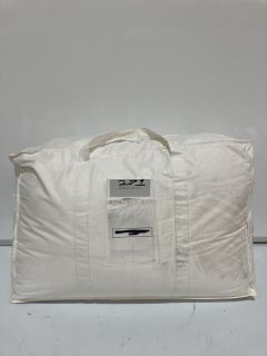 1 X THE WHITE COMPANY CANADIAN GOOSE DOWN DUVET TOTAL RRP £210