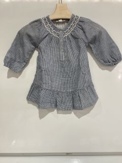 A QTY OF THE WHITE COMPANY ITEMS TO INCLUDE PINK VELOUR SLEEPSUIT 3-6MTH PINK TOTAL RRP £190