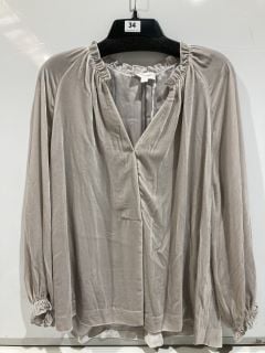 QTY OF THE WHITE COMPANY ITEMS TO INCLUDE SILK-VELVET FRILL EDGE BLOUSE - PALE SILVER - SIZE 18 - TOTAL RRP £308