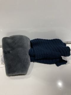 A QTY OF THE WHITE COMPANY ITEMS TO INCLUDE RECYCLED POLYESTER RIBBED SCARF ONE SIZE NAVY TOTAL RRP £187