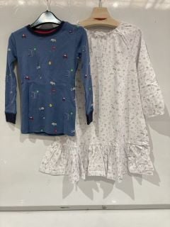 A QTY OF THE WHITE COMPANY ITEMS TO INCLUDE SPRING MEADOW NIGHTIE - MULTI - 3-4Y - TOTAL RRP £99