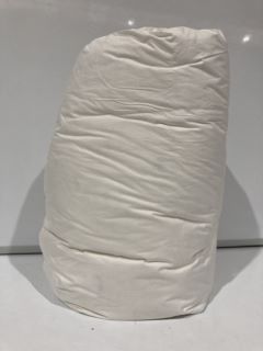 1 X THE WHITE COMPANY PYRENEAN GOOSE DOWN DUVET KING TOTAL RRP £159