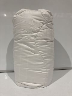 1 X THE WHITE COMPANY SOFT INDULGENT ANTI-ALLERGY DUVET KING TOTAL RRP £179