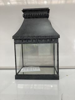 A QTY OF THE WHITE COMPANY ITEMS TO INCLUDE MARKHAM LANTERN GREY TEXTURED FINISH TOTAL RRP £85