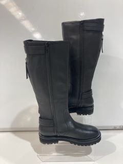 1 X THE WHITE COMPANY SUEDE HIGH LEG STRETCH BOOTS 37 BLACK TOTAL RRP £169