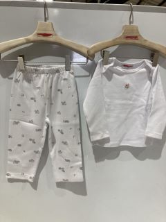 A QTY OF THE WHITE COMPANY ITEMS TO INCLUDE WHALE AND FISH SLEEP SUIT 0-3MTH WHITE TOTAL RRP £168