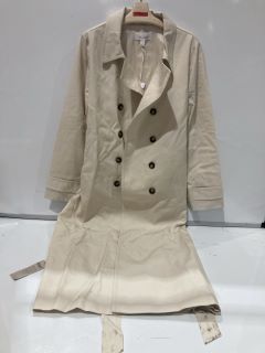 A QTY OF THE WHITE COMPANY ITEMS TO INCLUDE LINEN JACKET 16 WHITE TOTAL RRP £248