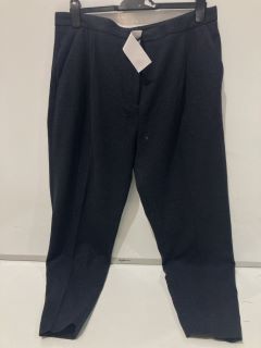 A QTY OF THE WHITE COMPANY ITEMS TO INCLUDE ORGANIC COTTON CORD UTILITY JUMPSUIT 18 BLACK TOTAL RRP £367